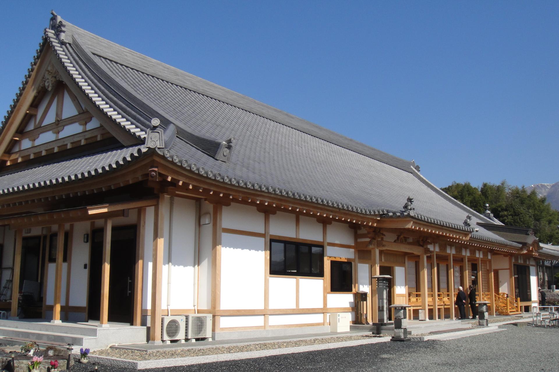 瓦屋根工事のイメージ画像