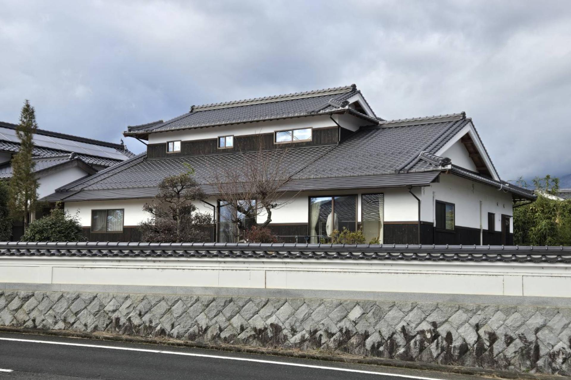 瓦葺き替え工事